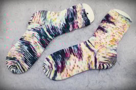 Handgestrickte Socken "Funkentanz" Größe 38/39