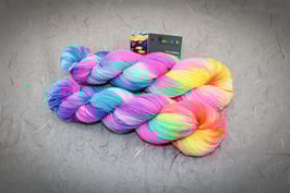 Trekking 4fach, Atelier Zitron, 100g, Strang des Monats "Chaos 9"