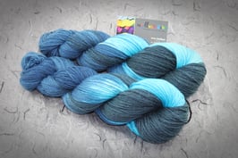 Merino High Twist 4fach, Atelier Zitron, 100g "Blue Moon"