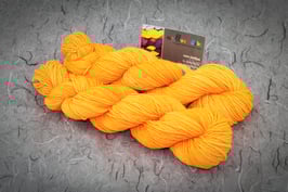 Merino High Twist 4fach, Atelier Zitron, 50g, Semisolid- Färbung neon