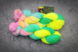Trekking 4fach, Atelier Zitron, 100g, "Flower Power"