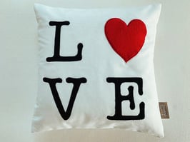 Kissen "LOVE"