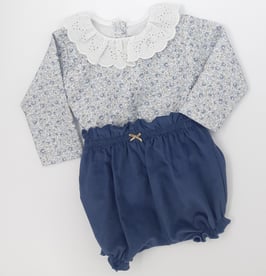 Conjunto de blusa y pololo. Ref. 4513.