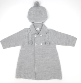 Abrigo de punto con gorro. Ref. 521.