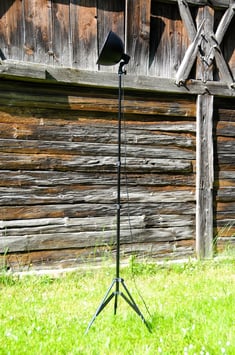 Neue Studiolampe im Bauhaus Stil