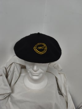 béret noir brodé lanz