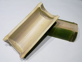 半割竹　送料は着払い