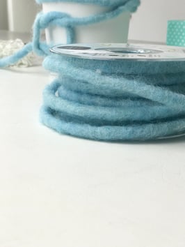 Wollkordel türkis dick mit Draht - 2 Meter