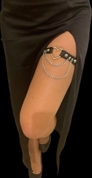 Jarretière en cuir élégante et sexy