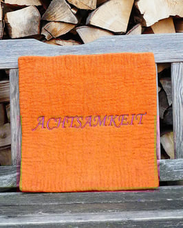 Filzkissen ACHTSAMKEIT