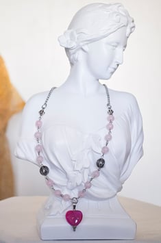 Kette mit Herzanhänger  „Elfenherz“ in rosa/pink