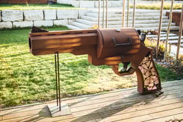 Gartengrill «Pistole»