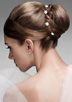 10 EPINGLES A  CHEVEUX MODELE FLEURS + 40 PETITES EPINGLES.