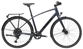 Trek FX 3 ausgerüstet