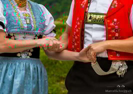 PK-Appenzeller Tracht-MS8-4317