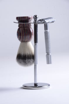 Rasier Set mit Pinsel braun und Halter, silber Holz
