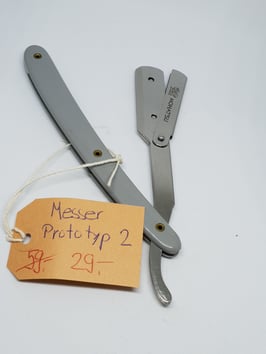 Model Prototyp 2 Metall Rasier-Messer