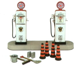 Art.Nr. 16.240 Tankstelle 1:24