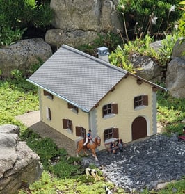 Art.-Nr. 30.000 Bündnerhaus