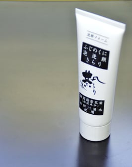 ふじのくに　泡洗顔　茶らり（さらり）