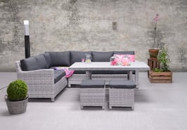 Lounge/dining Vancouver