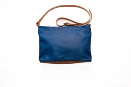 HOBO MIDDLE SHOULDER