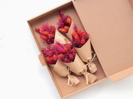 Škatlica s suhim cvetjem - mini šopki v oranžno-bordo tonih