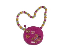 Otroška torbica z metuljčkom in rožicami