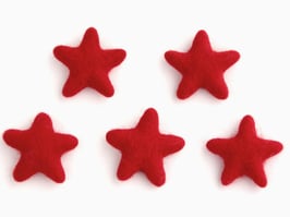 Set pet rdečih zvezdic iz filca