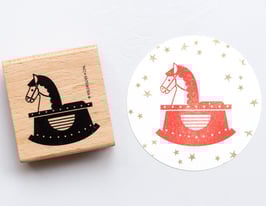 Konjiček za guganje