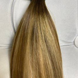 Premium Tape Extensions Farbe #O4/4/18