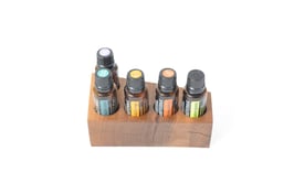 Walnussholz Design Display Doterra für 5 ätherische Öle 15 ml Fl. Nr.2