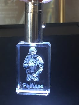 Gravure trophée sur porte clé