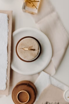 Ringbox rund ZWEIFARBIG, Farbe SAHNE + CAPPUCCINO