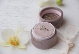 Ringbox rund ZWEIFARBIG, Farbe MAUVE + PUDER