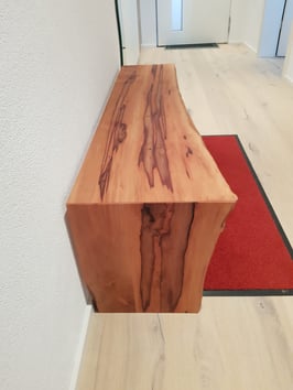 Sitzbänkli in Apfelholz, 130×45 cm