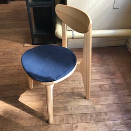 イータスチェアEINE 布座布団