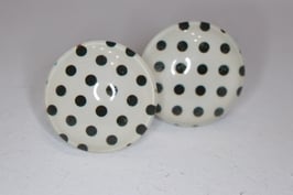 weiß schwarze Punkte