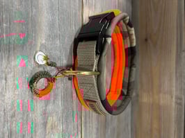 SOFTY TRICOLOR  NEO O/CAMOU mit Gurt SAHARA, Gum neo o