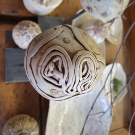 Gartenstecker für Töpfe, Beete..... Nr. 254, H x D= 7 x 7 cm, Steinzeug , Unikat, Handarbeit, in Deutschland gefertigt