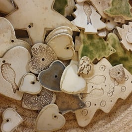 Dreier Set Keramikhänger, Unikate, zum Beschriften geeignet, Geschenkanhänger, Dekoration