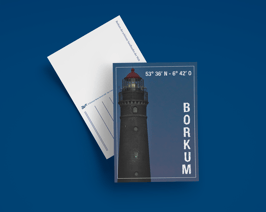 Postkarte Neuer Leuchtturm Koordinaten hoch (Art.-Nr. 30014)