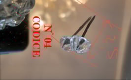 Chiodi dalla testa in vetro di Murano