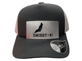 Trucker Cap mit personalisiertem ALU Schild
