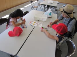 オリジナルキーホルダー作成の様子