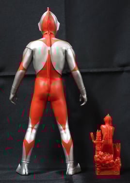 ウルトラマン Type B  © 円谷プロ( © Tsuburaya Productions Co.,Ltd.All rights reserved. )