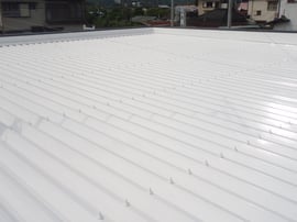 クールホワイト色(日射反射率91%)使用例