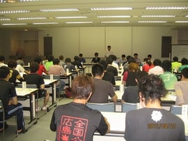 　　　　　　　代議員会議の様子