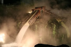 草津の湯畑。温泉も地熱発電における重要な資源の1つ　Photo By machu.