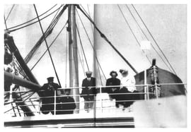 Gustav Mahler acompañado por su esposa en la travesía entre New York y Europa, el 8 de Abril de 1911.